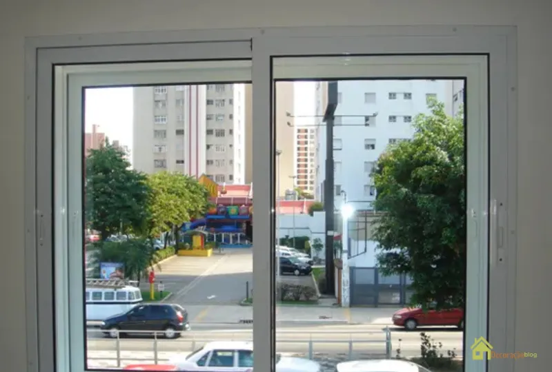 Janela anti ruído: sua casa silenciosa sem reformas caras